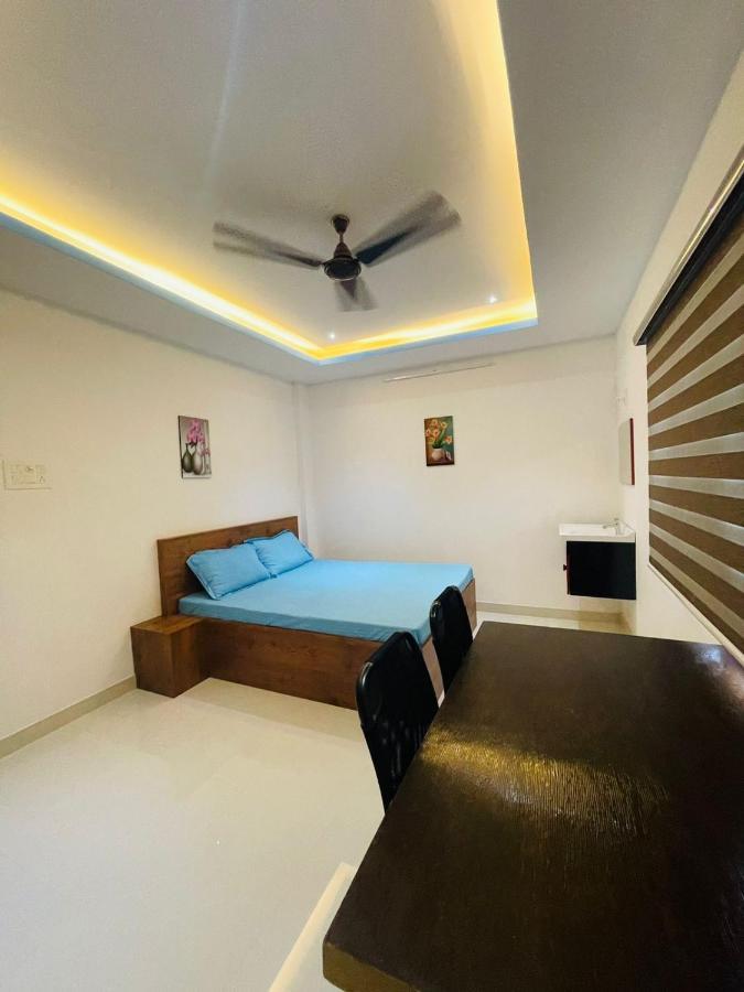 Hotel Zam Zam Residency Cheruppulasseri Esterno foto